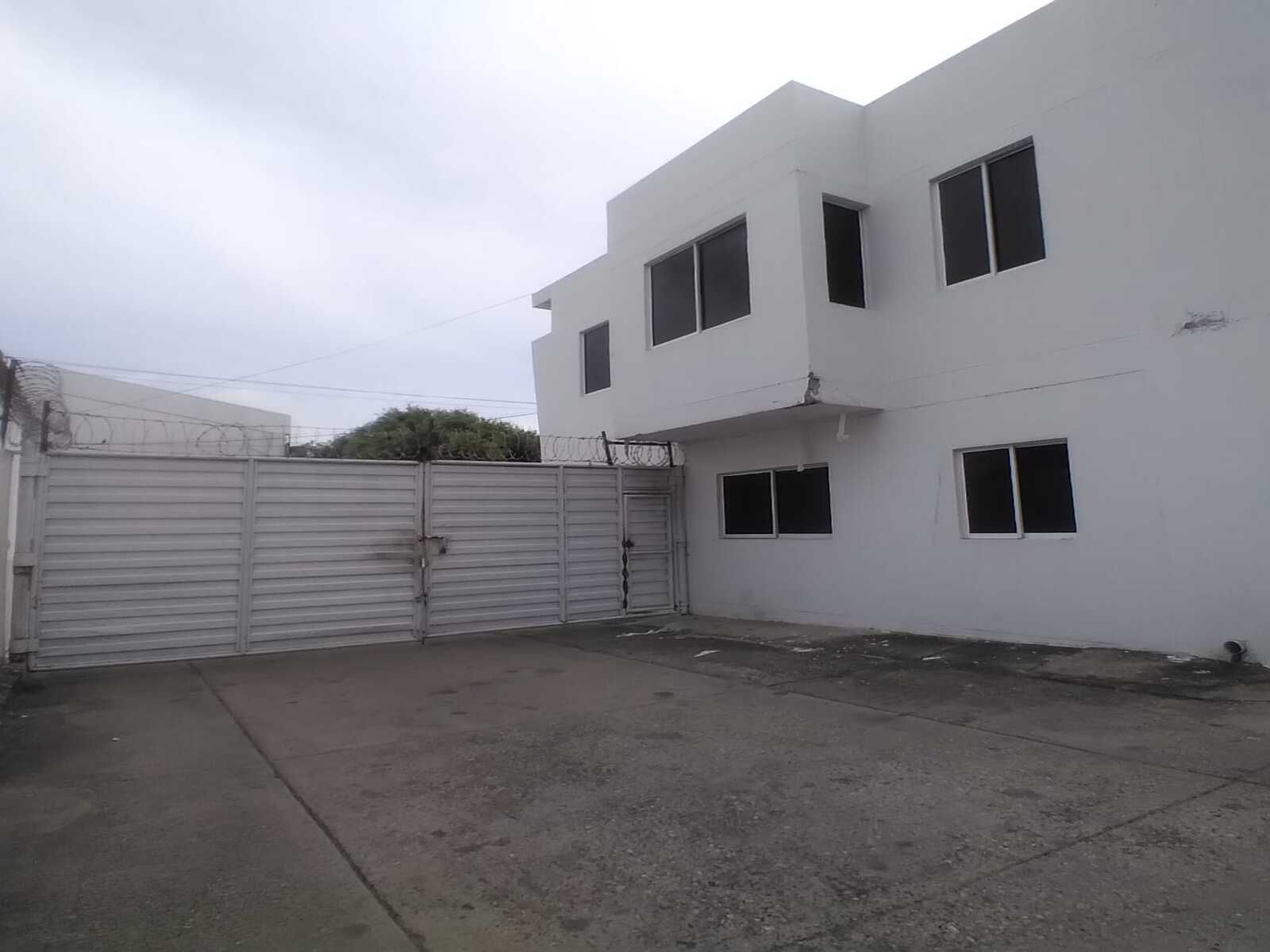 Oficina en arriendo Bolívar Cartagena El Bosque 750 m2 Habitaciones 0 Baños 3 Garajes 1 Precio $30000000