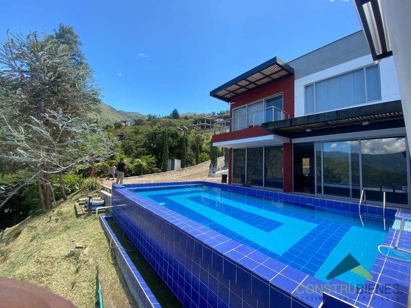 Casa en venta Antioquia Bello Asd 400 m2 Habitaciones 4 Baños 4 Garajes 0 Precio $2100000000