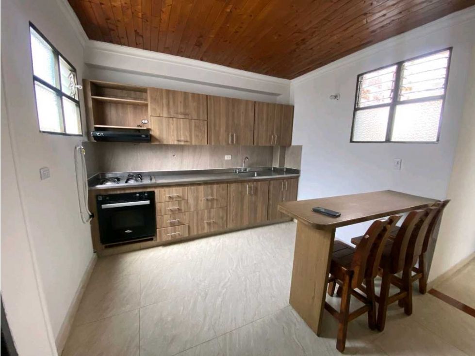 Apartamento en arriendo Antioquia Envigado San José 120 m2 Habitaciones 3 Baños 3 Garajes 0 Precio $2250000