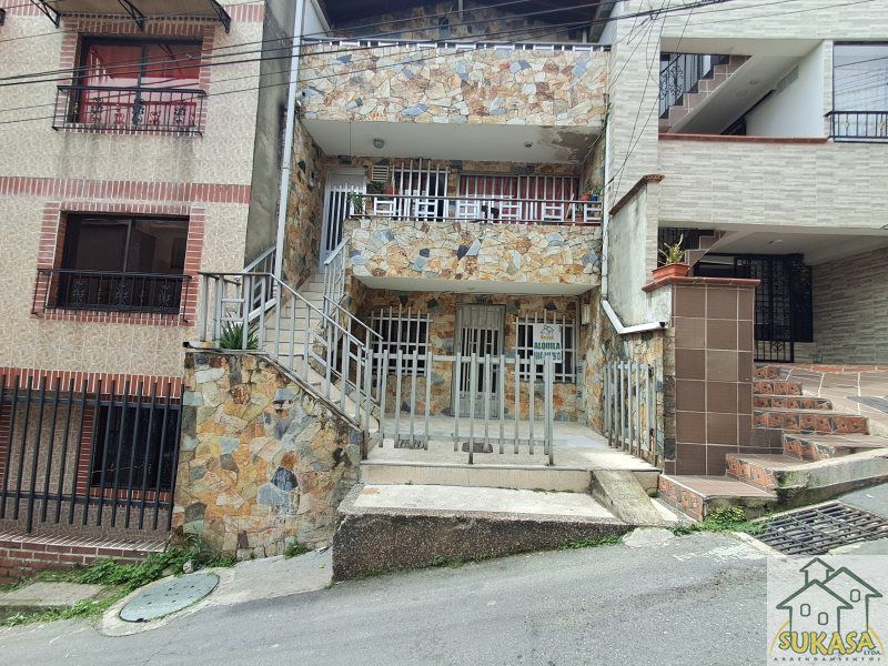 Apartamento en arriendo Antioquia Itagüí Calatrava 60 m2 Habitaciones 3 Baños 1 Garajes 0 Precio $1400000