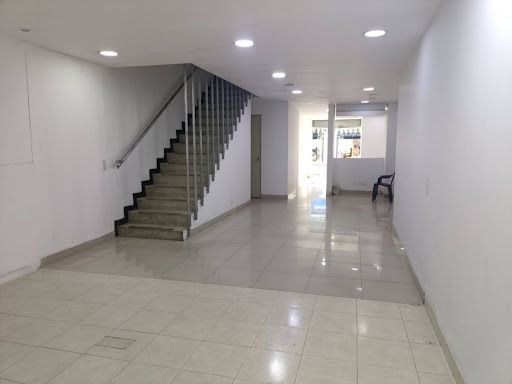 Local en arriendo Cundinamarca Bogotá Restrepo 240 m2 Habitaciones 0 Baños 5 Garajes 0 Precio $11000000