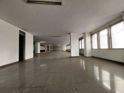Edificio en venta Cundinamarca Bogotá La Alameda 1946 m2 Habitaciones 15 Baños 1 Garajes 18 Precio $6327399000
