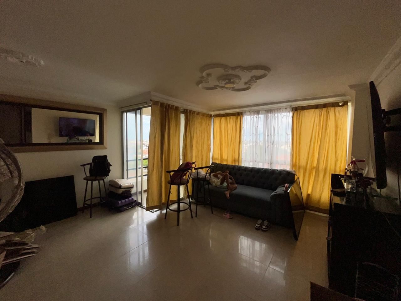 Apartamento en venta Valle Del Cauca Cali Urbanización Colseguros 70 m2 Habitaciones 3 Baños 3 Garajes 1 Precio $300000000