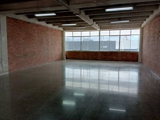 Local en arriendo Antioquia Medellín Shellmar 232 m2 Habitaciones 0 Baños 2 Garajes 3 Precio $16850000