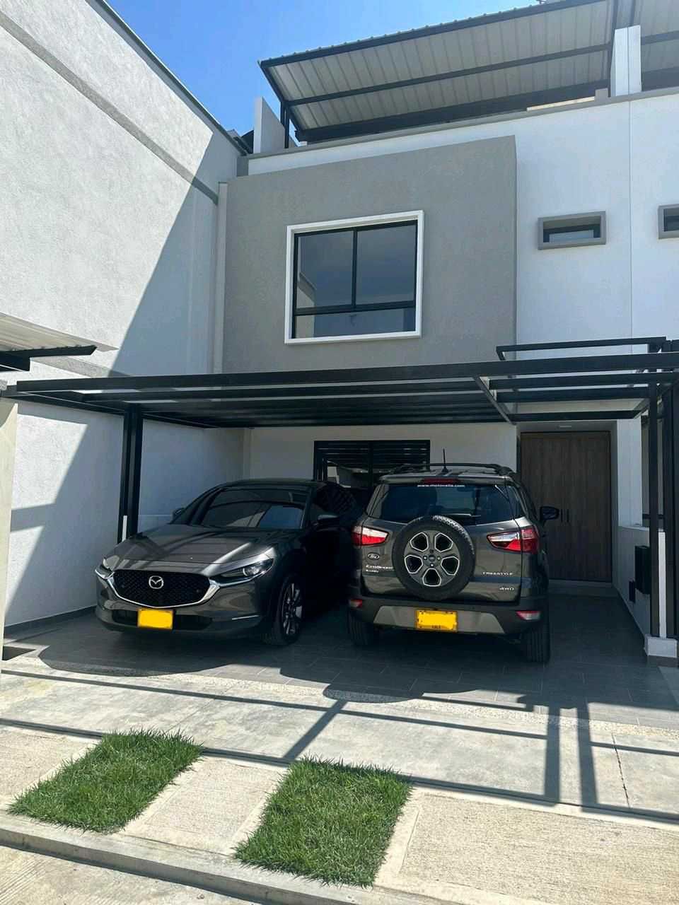 Casa en venta Valle Del Cauca Palmira Las Mercedes 164 m2 Habitaciones 3 Baños 3 Garajes 2 Precio $580000000