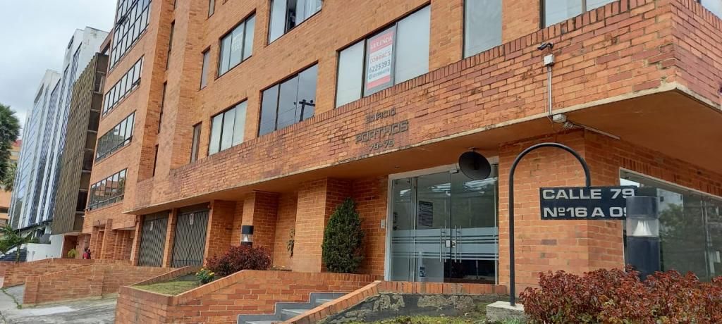 Oficina en arriendo Cundinamarca Bogotá Lago Gaitan 25 m2 Habitaciones 0 Baños 1 Garajes 1 Precio $1400600