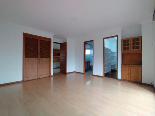 Apartamento en venta Antioquia Medellín Los Balsos No2 200 m2 Habitaciones 3 Baños 3 Garajes 3 Precio $1000000000