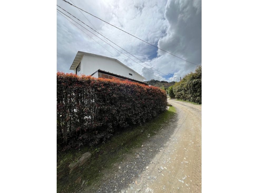 Casa Campestre en arriendo Antioquia Rionegro Rionegro 160 m2 Habitaciones 3 Baños 2 Garajes 0 Precio $2000000