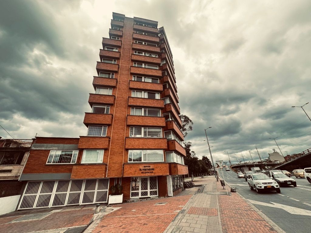 Apartamento en arriendo Cundinamarca Bogotá Acevedo Tejada 121 m2 Habitaciones 3 Baños 3 Garajes 1 Precio $2989000