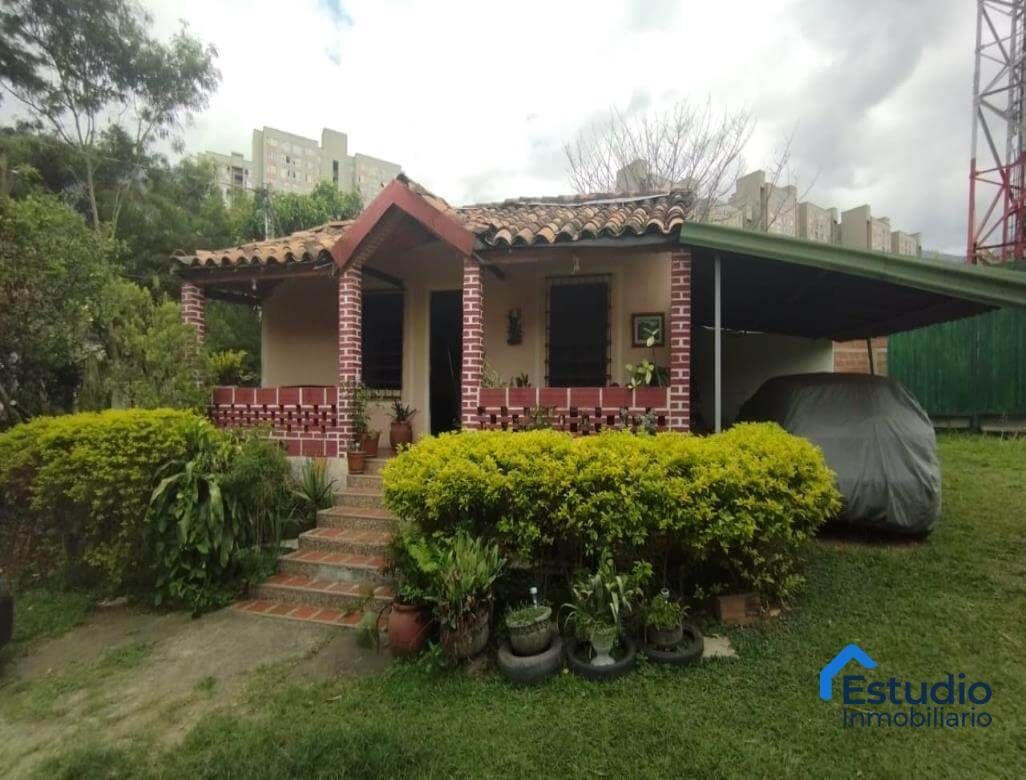 Casa en venta Antioquia Bello Asentamiento Hato Viejo 1800 m2 Habitaciones 6 Baños 3 Garajes 0 Precio $2300000000