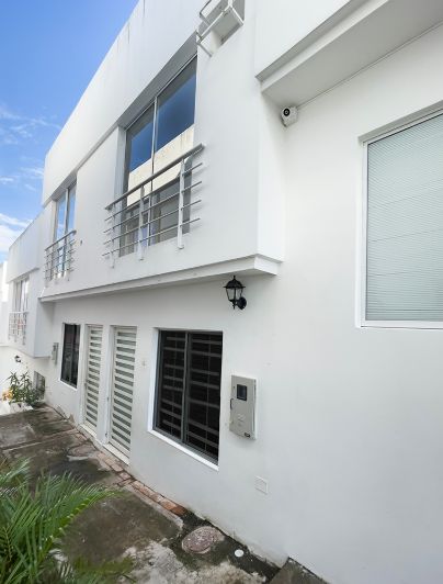 Casa en venta Cundinamarca Girardot Rosablanca 76 m2 Habitaciones 2 Baños 3 Garajes 1 Precio $141000000