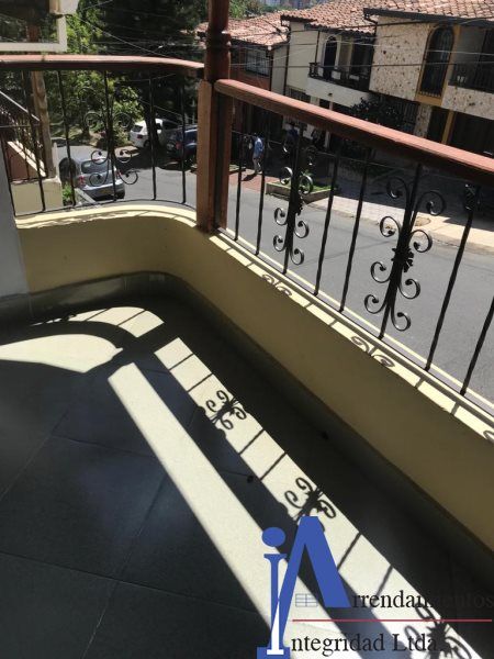 Casa en venta Antioquia Medellín La Gloria 150 m2 Habitaciones 5 Baños 2 Garajes 1 Precio $700000000