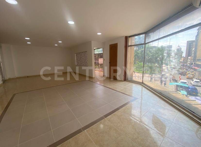 Oficina en arriendo Valle Del Cauca Cali San Pedro 55 m2 Habitaciones 0 Baños 0 Garajes 0 Precio $2500000