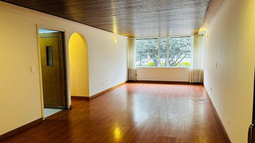 Apartamento en venta Cundinamarca Bogotá Santa Barbara Central 99 m2 Habitaciones 2 Baños 2 Garajes 1 Precio $500000000