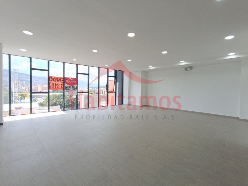 Bodega en venta Antioquia Medellín Las Acacias 135 m2 Habitaciones 0 Baños 1 Garajes 0 Precio $1300000000