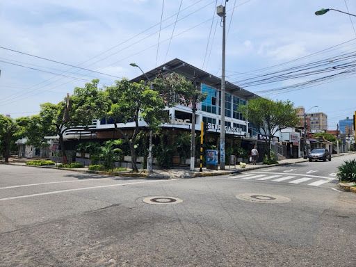 Local en arriendo Santander Bucaramanga Cabecera Del Llano 300 m2 Habitaciones 0 Baños 6 Garajes 0 Precio $13000000