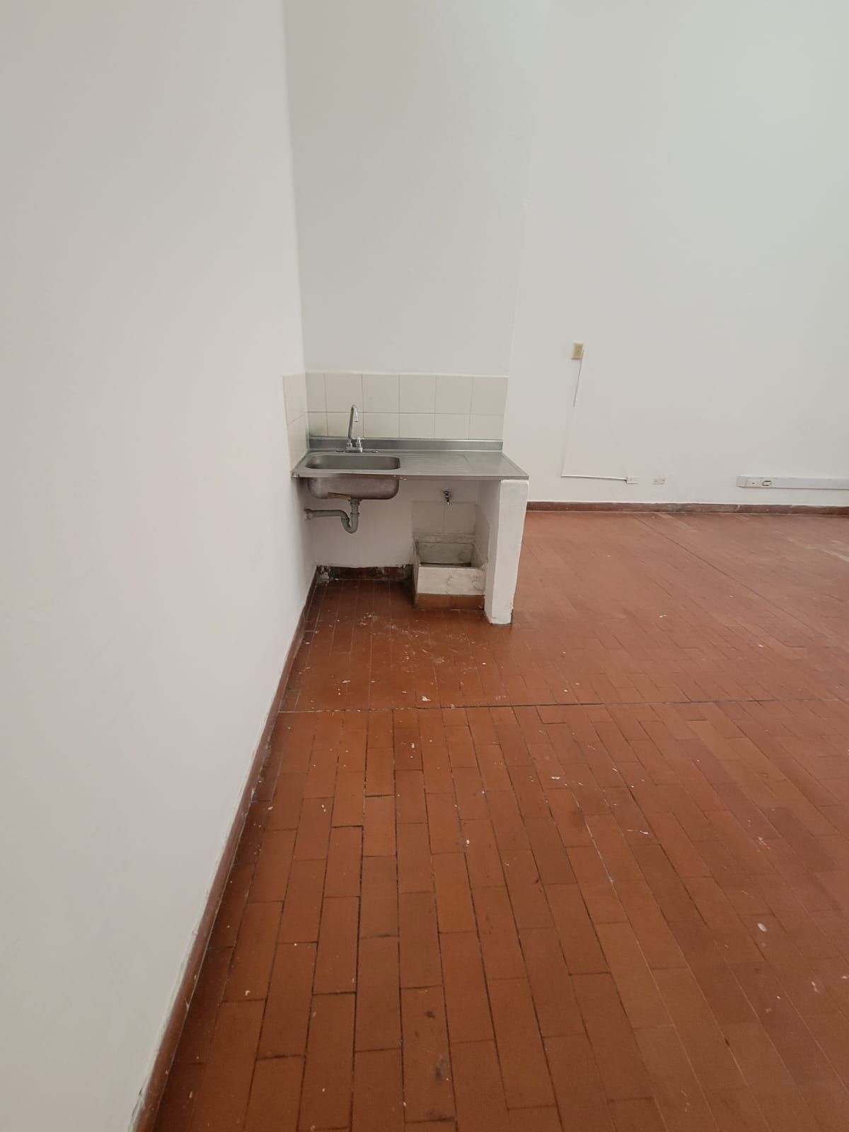 Bodega en arriendo Antioquia Envigado Las Vegas 216 m2 Habitaciones 0 Baños 2 Garajes 2 Precio $11000000