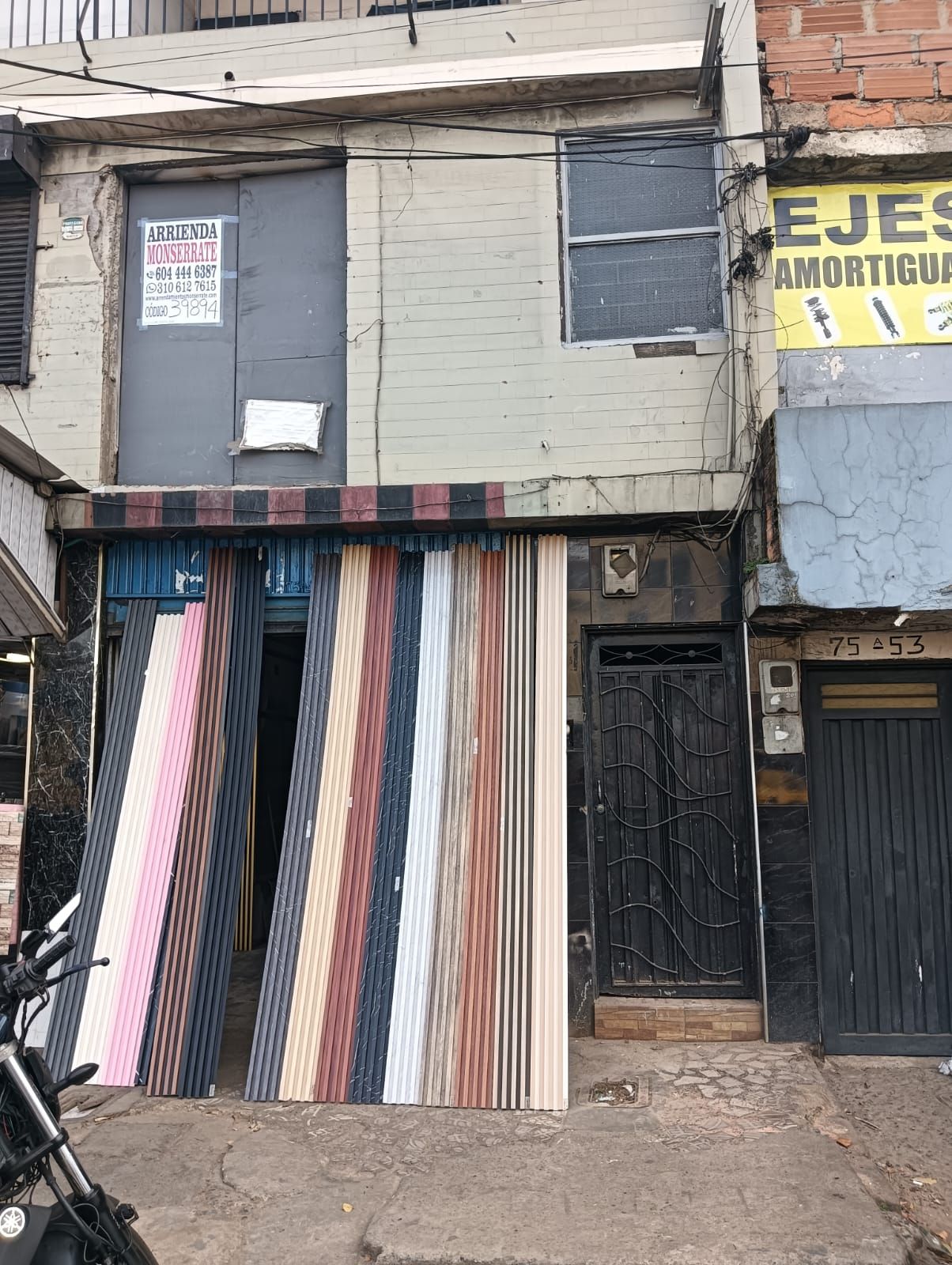 Local en arriendo Antioquia Medellín Caribe 157 m2 Habitaciones 0 Baños 2 Garajes 0 Precio $2800000