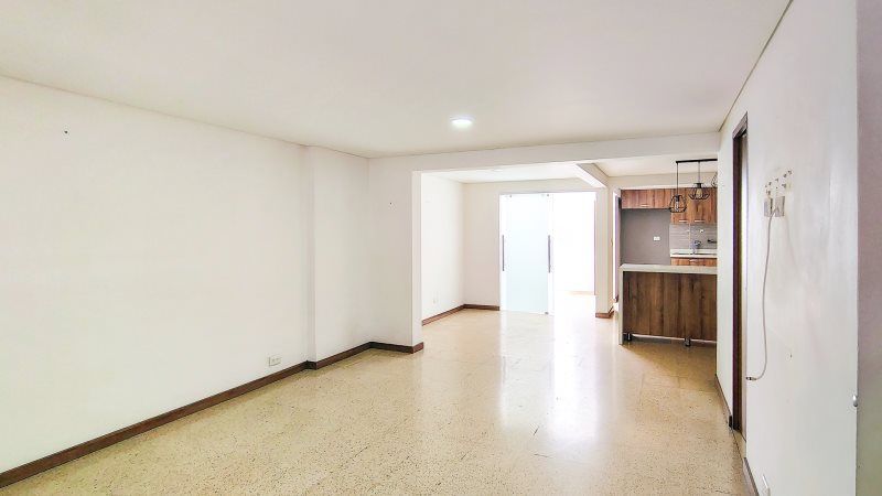Casa en arriendo Antioquia Medellín Diego Echavarria 210 m2 Habitaciones 3 Baños 3 Garajes 1 Precio $4300000