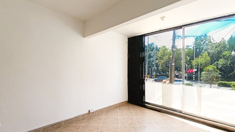 Local en arriendo Antioquia Medellín Fatima 90 m2 Habitaciones 0 Baños 2 Garajes 0 Precio $3000000