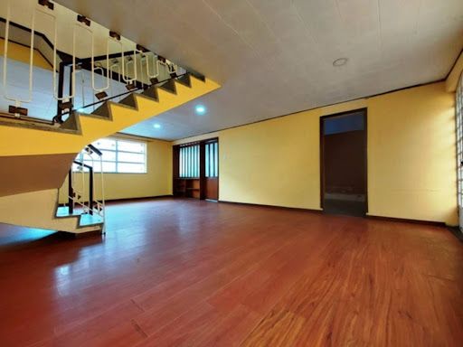 Casa en venta Cundinamarca Bogotá Centenario 102 m2 Habitaciones 4 Baños 2 Garajes 1 Precio $750000000