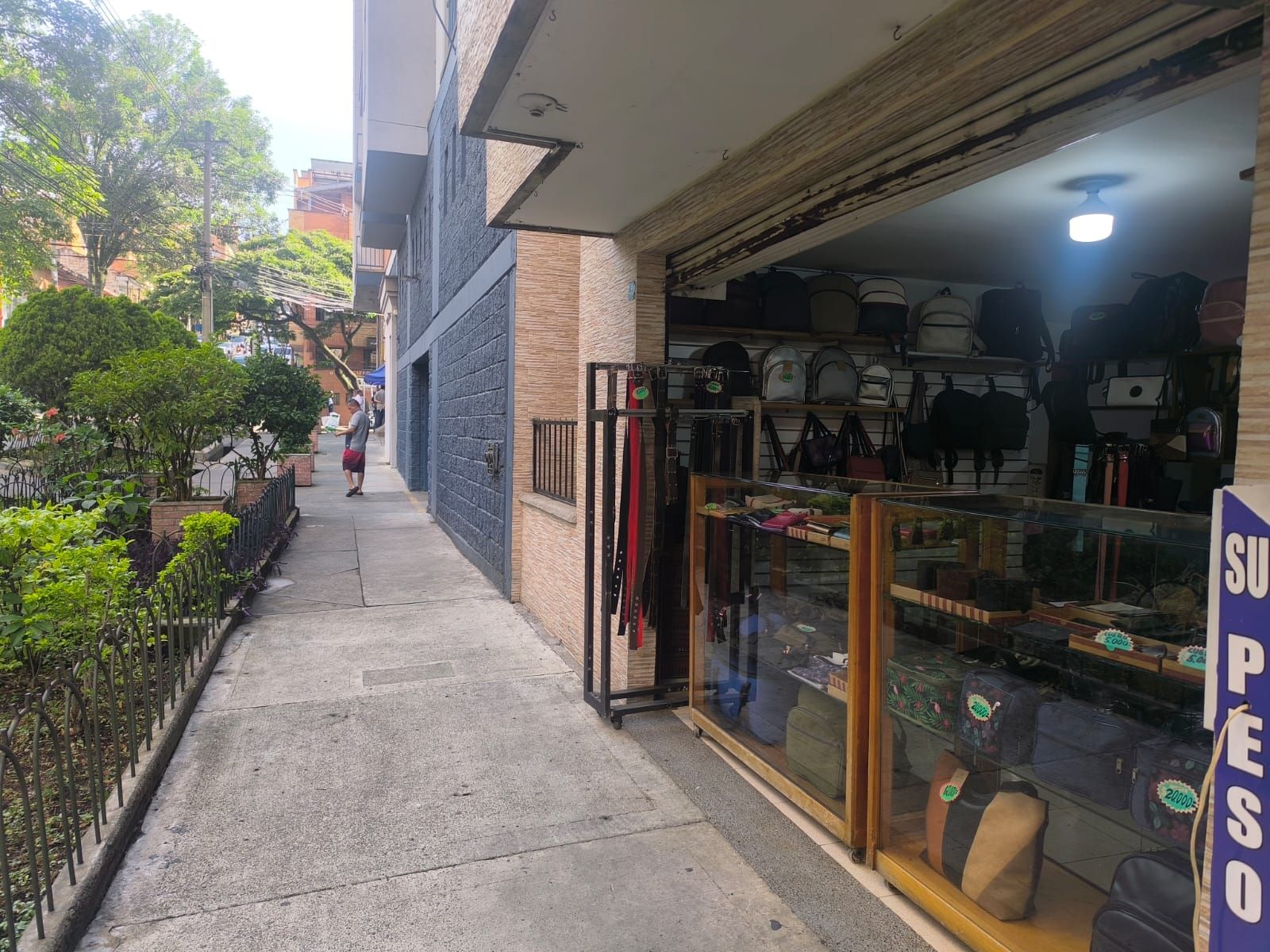 Local en venta Antioquia Medellín Colon 50 m2 Habitaciones 0 Baños 1 Garajes 0 Precio $506212000