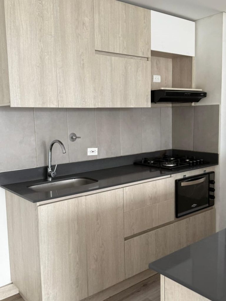 Apartamento en arriendo Antioquia Envigado Loma De Las Brujas 90 m2 Habitaciones 2 Baños 2 Garajes 1 Precio $4370000