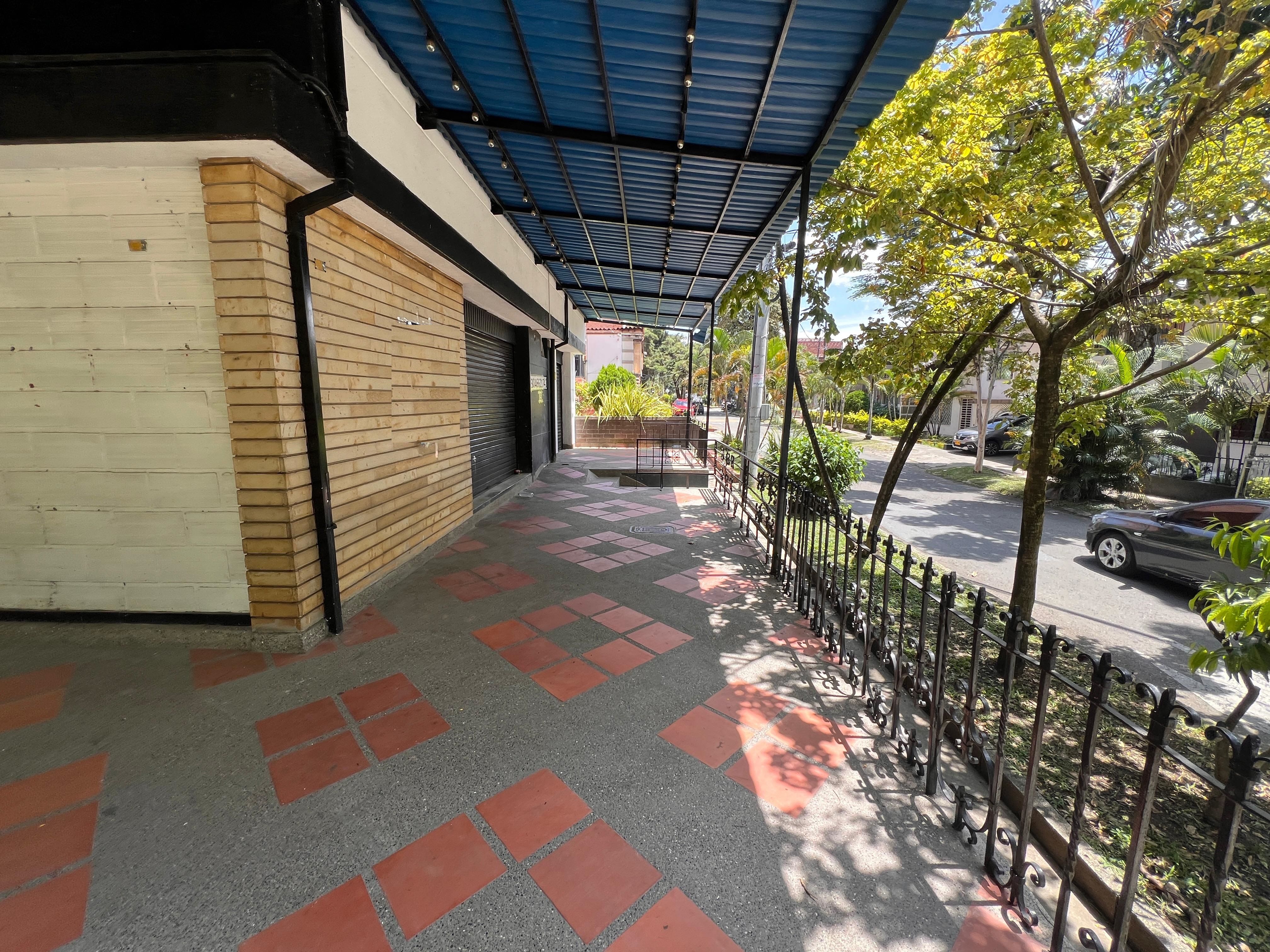 Local en arriendo Antioquia Medellín La Castellana 64 m2 Habitaciones 0 Baños 1 Garajes 0 Precio $3500000