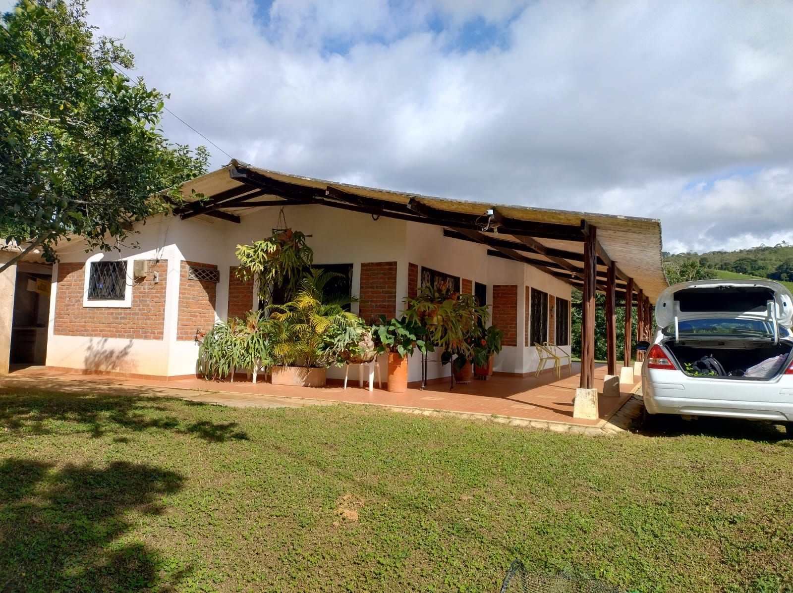 Finca en venta Valle Del Cauca Dagua Dagua 192 m2 Habitaciones 4 Baños 2 Garajes 5 Precio $300000000