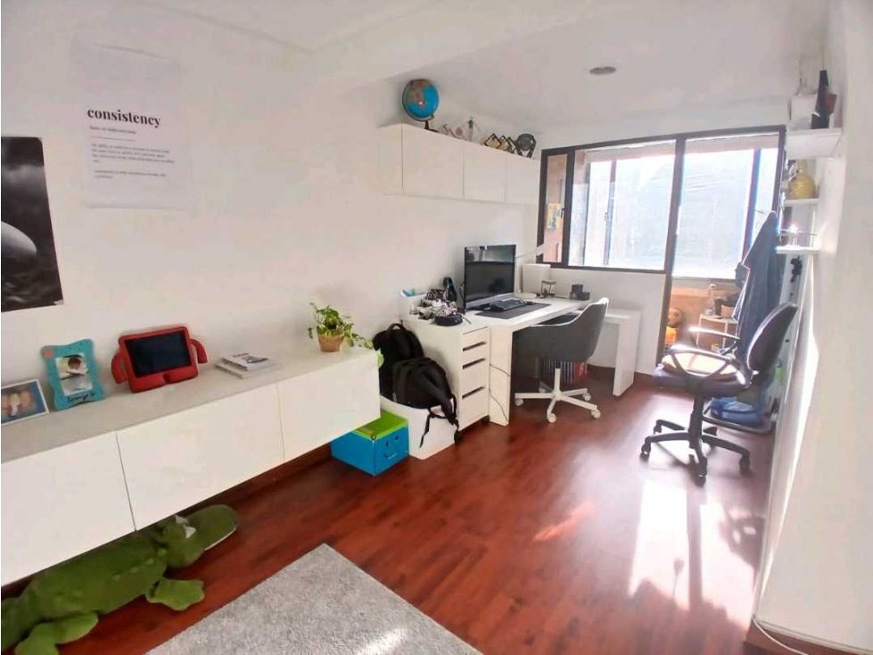 Apartamento en venta Cundinamarca Bogotá Santa Barbara Central 209 m2 Habitaciones 4 Baños 4 Garajes 1 Precio $1600000000