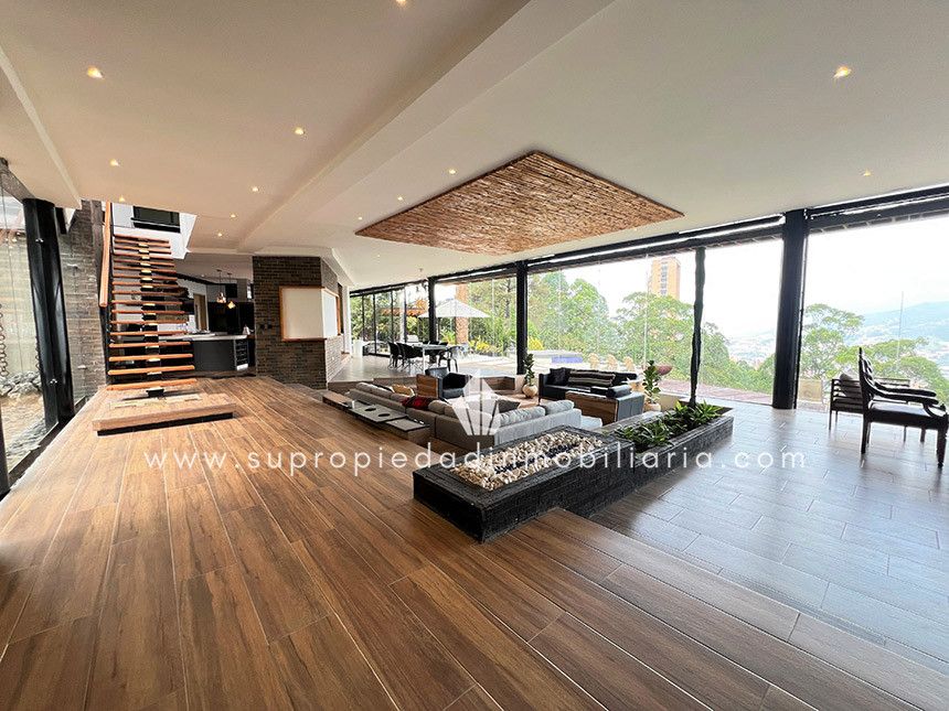 Casa Campestre en venta Antioquia Medellín Medellín 412 m2 Habitaciones 3 Baños 4 Garajes 7 Precio $5999000000