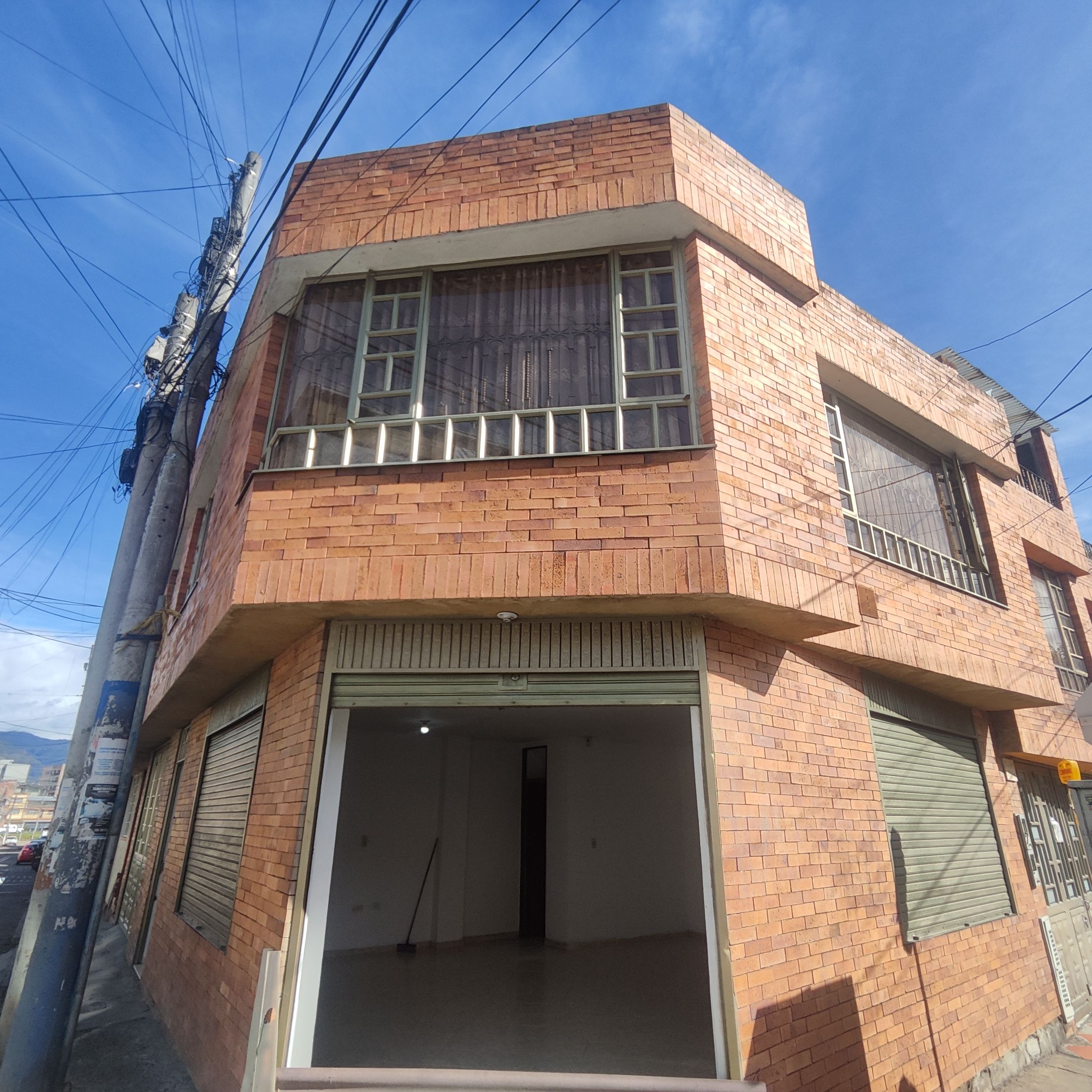 Local Comercial en arriendo Cundinamarca Bogotá Bellavista Occidental 36 m2 Habitaciones 1 Baños 1 Garajes 0 Precio $1000000