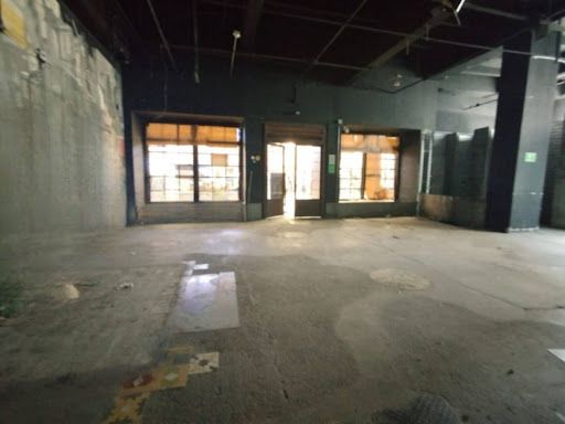 Local en arriendo Antioquia Medellín Caribe 177 m2 Habitaciones 0 Baños 1 Garajes 0 Precio $38000000