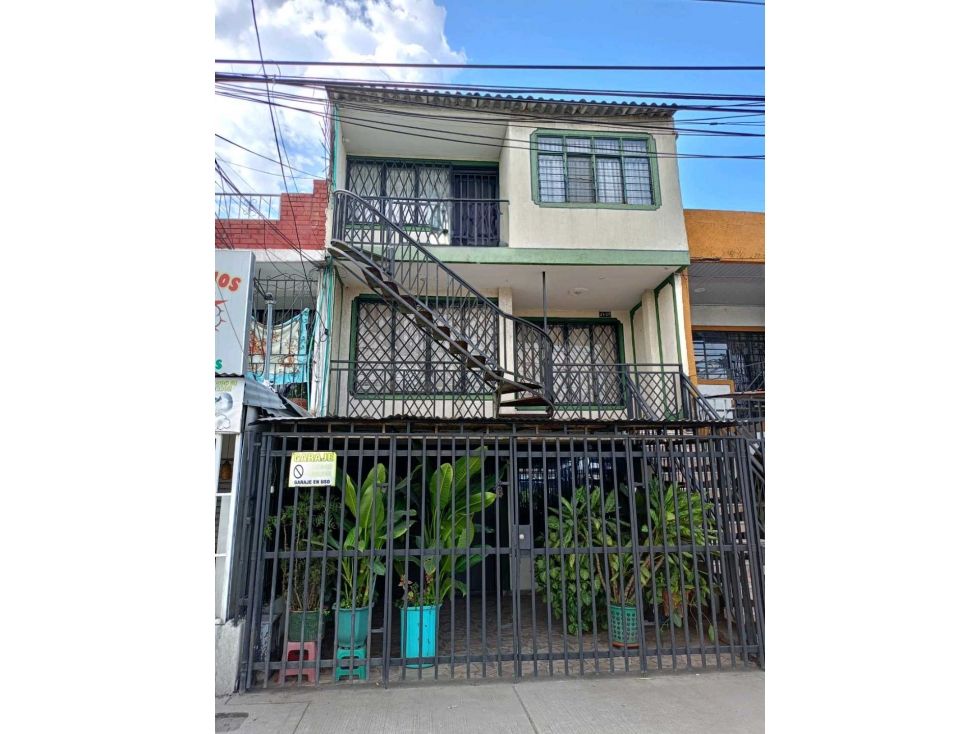 Casa en venta Valle Del Cauca Cali Santa Fé 468 m2 Habitaciones 11 Baños 5 Garajes 2 Precio $499000000