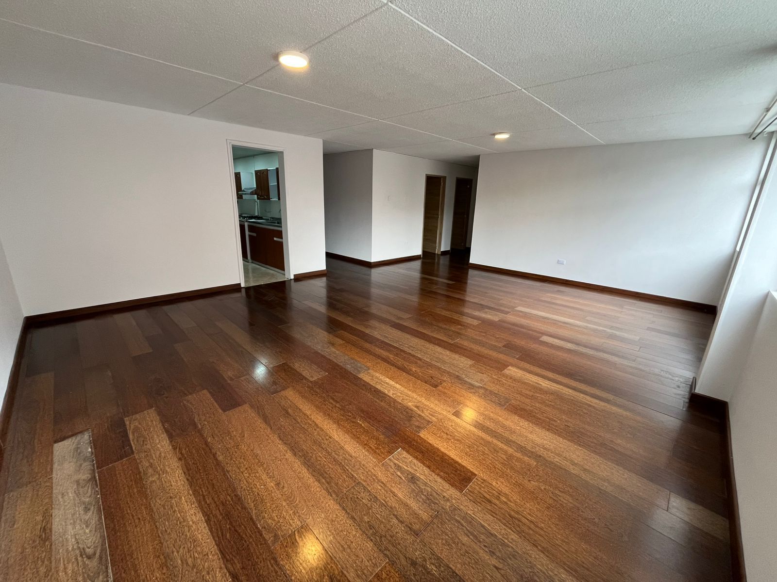 Apartamento en arriendo Cundinamarca Bogotá El Recuerdo 117 m2 Habitaciones 3 Baños 2 Garajes 1 Precio $3600000