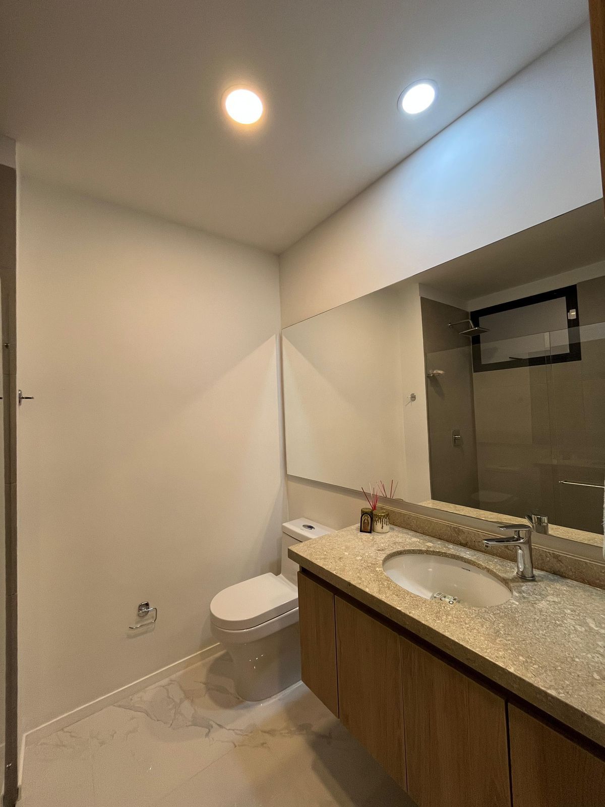 Apartamento en arriendo Risaralda Pereira Cerritos 88 m2 Habitaciones 2 Baños 3 Garajes 2 Precio $2750000