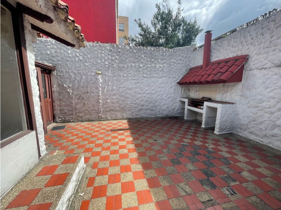 Casa en arriendo Cundinamarca Bogotá Los Cedritos 253 m2 Habitaciones 3 Baños 3 Garajes 4 Precio $8500001