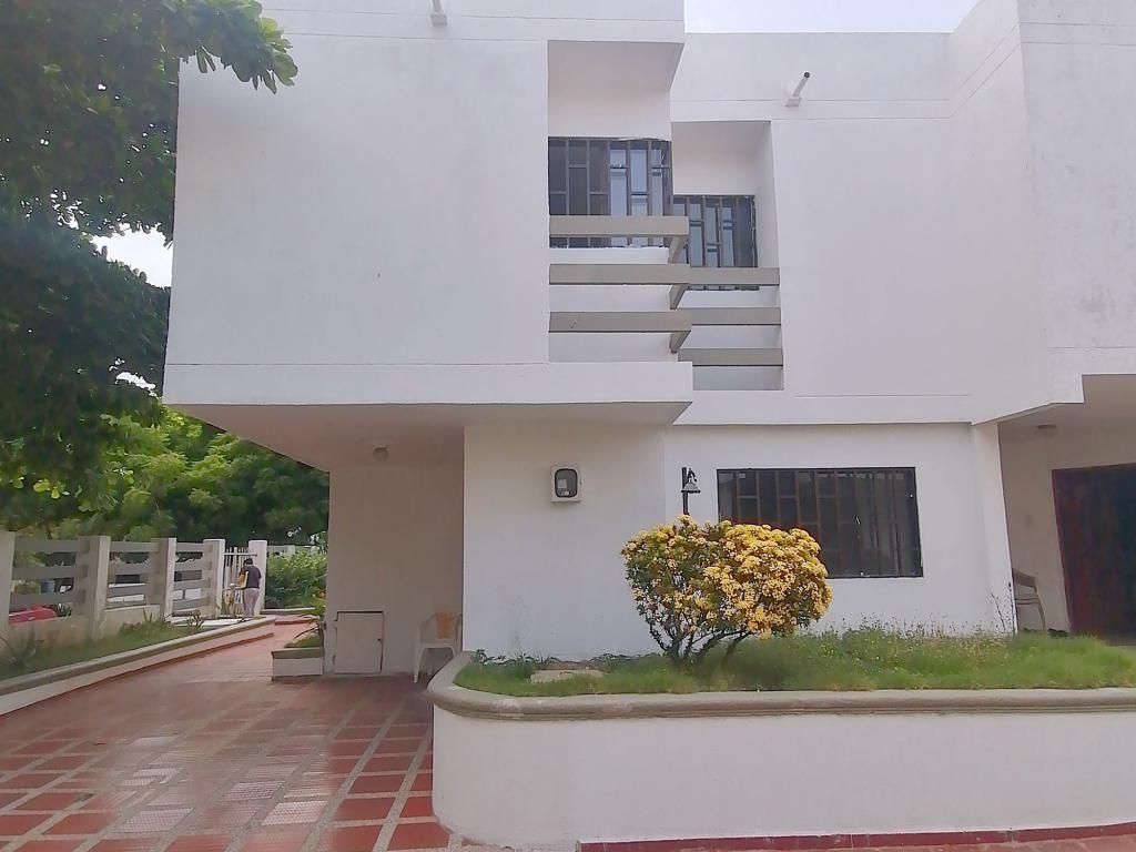 Casa en arriendo Atlántico Barranquilla El Poblado 97 m2 Habitaciones 3 Baños 3 Garajes 1 Precio $2500000