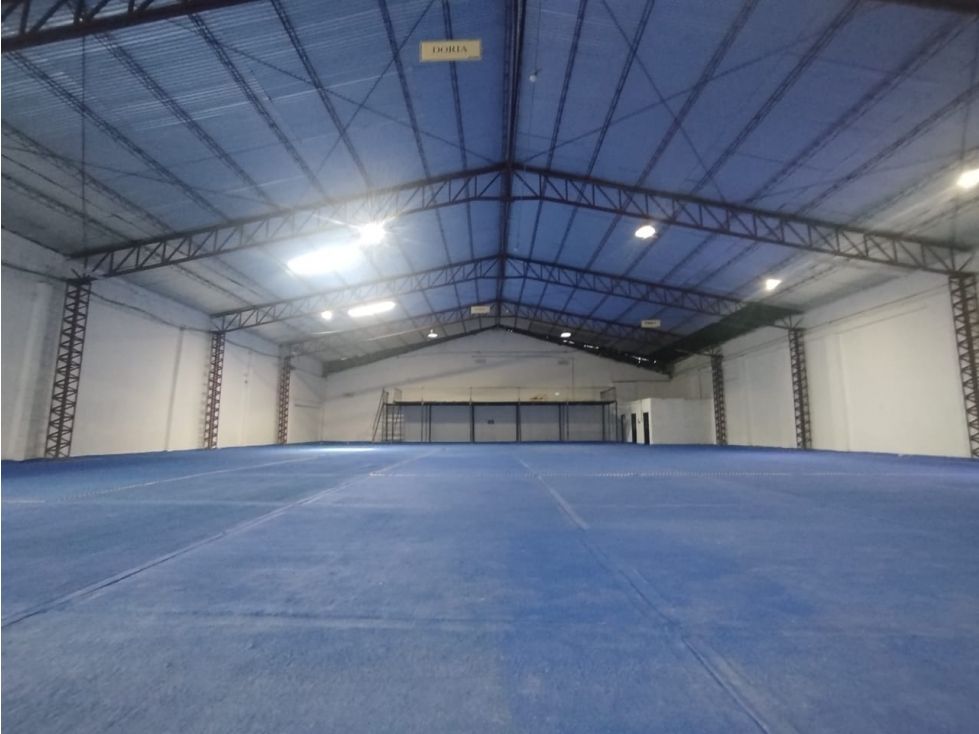 Bodega en arriendo Meta Villavicencio San Isidro 2700 m2 Habitaciones 0 Baños 6 Garajes 2 Precio $55000000