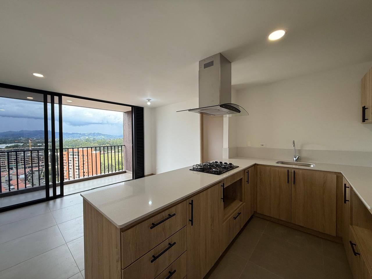 Apartamento en arriendo Antioquia Rionegro San Antonio 72 m2 Habitaciones 2 Baños 3 Garajes 1 Precio $2700000