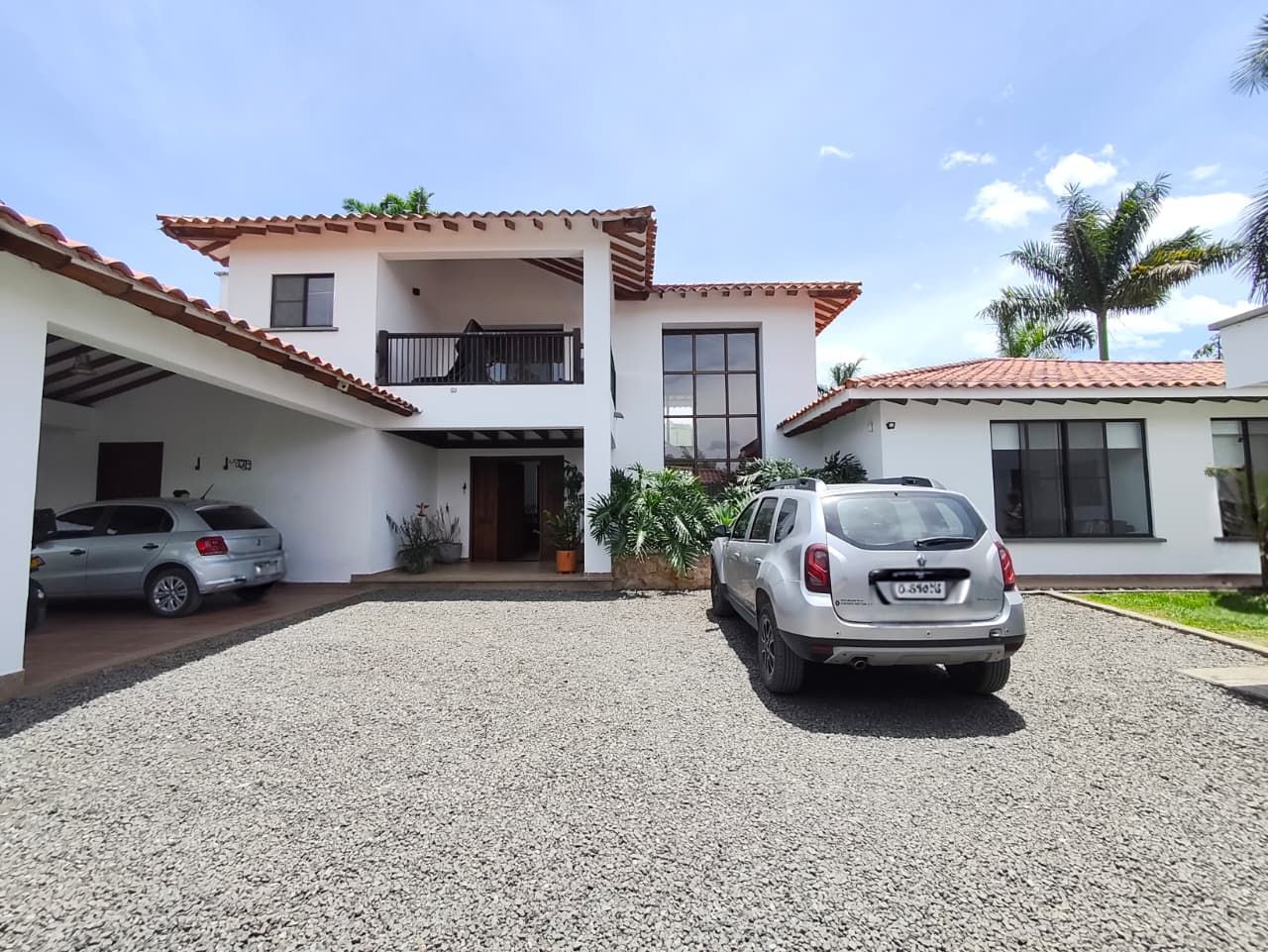 Casa en arriendo Risaralda Pereira Pereira 450 m2 Habitaciones 5 Baños 5 Garajes 4 Precio $20000000