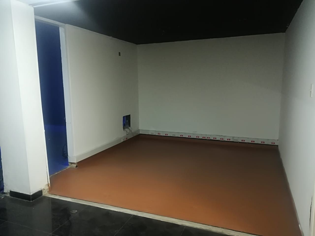 Edificio en arriendo Cundinamarca Bogotá Antiguo Country 1000 m2 Habitaciones 0 Baños 8 Garajes 0 Precio $16000000