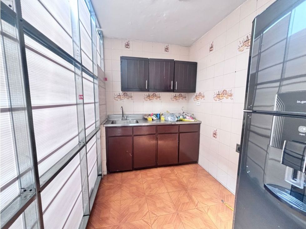 Casa en arriendo Antioquia Medellín Los Alcazares 100 m2 Habitaciones 3 Baños 3 Garajes 0 Precio $4500000