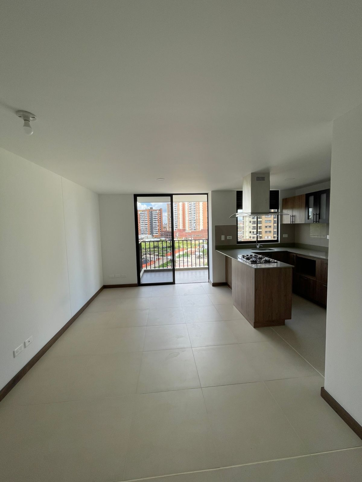 Apartamento en arriendo Antioquia Rionegro San Antonio 72 m2 Habitaciones 2 Baños 2 Garajes 0 Precio $2700000