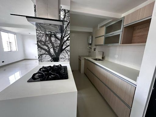 Apartaestudio en arriendo Antioquia Medellín Loma De Los Bernal 50 m2 Habitaciones 1 Baños 1 Garajes 1 Precio $2200000