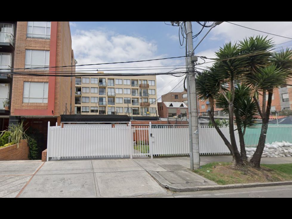 Casa en venta Cundinamarca Bogotá Los Cedros 405 m2 Habitaciones 3 Baños 2 Garajes 6 Precio $2200000000