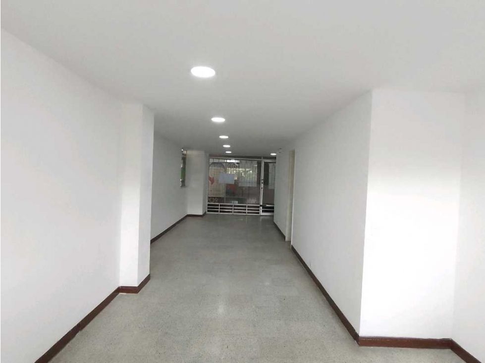 Local en arriendo Antioquia Medellín Bombona No1 44 m2 Habitaciones 0 Baños 1 Garajes 0 Precio $3000000