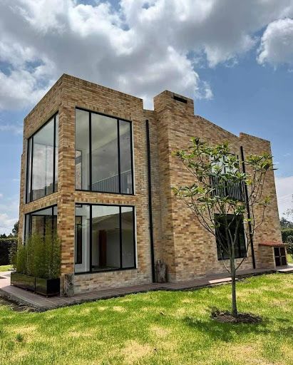 Casa en venta Cundinamarca Tenjo Tenjo 2038 m2 Habitaciones 4 Baños 4 Garajes 4 Precio $1250000000