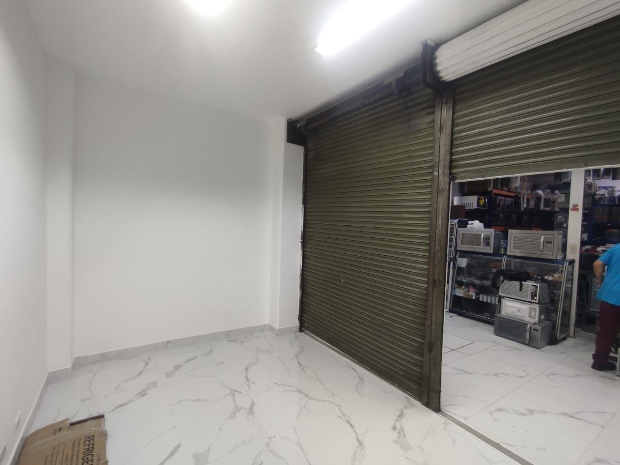 Local en arriendo Antioquia Medellín San Benito 15 m2 Habitaciones 0 Baños 0 Garajes 0 Precio $2100000