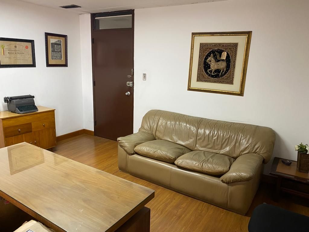 Oficina en arriendo Cundinamarca Bogotá La Capuchina 57 m2 Habitaciones 0 Baños 1 Garajes 1 Precio $1950000